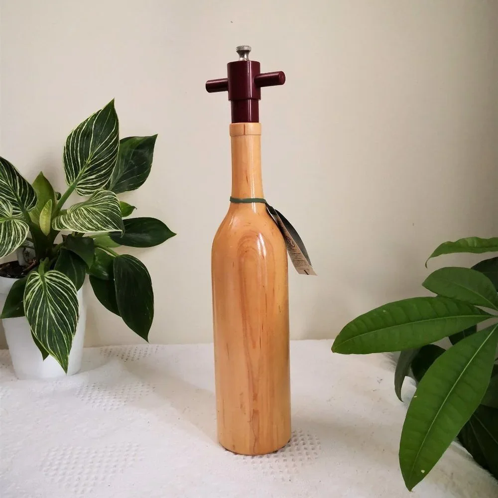 Chef‎ Specialties Wine Bottle Pepper Mill, Laser Engraved 15